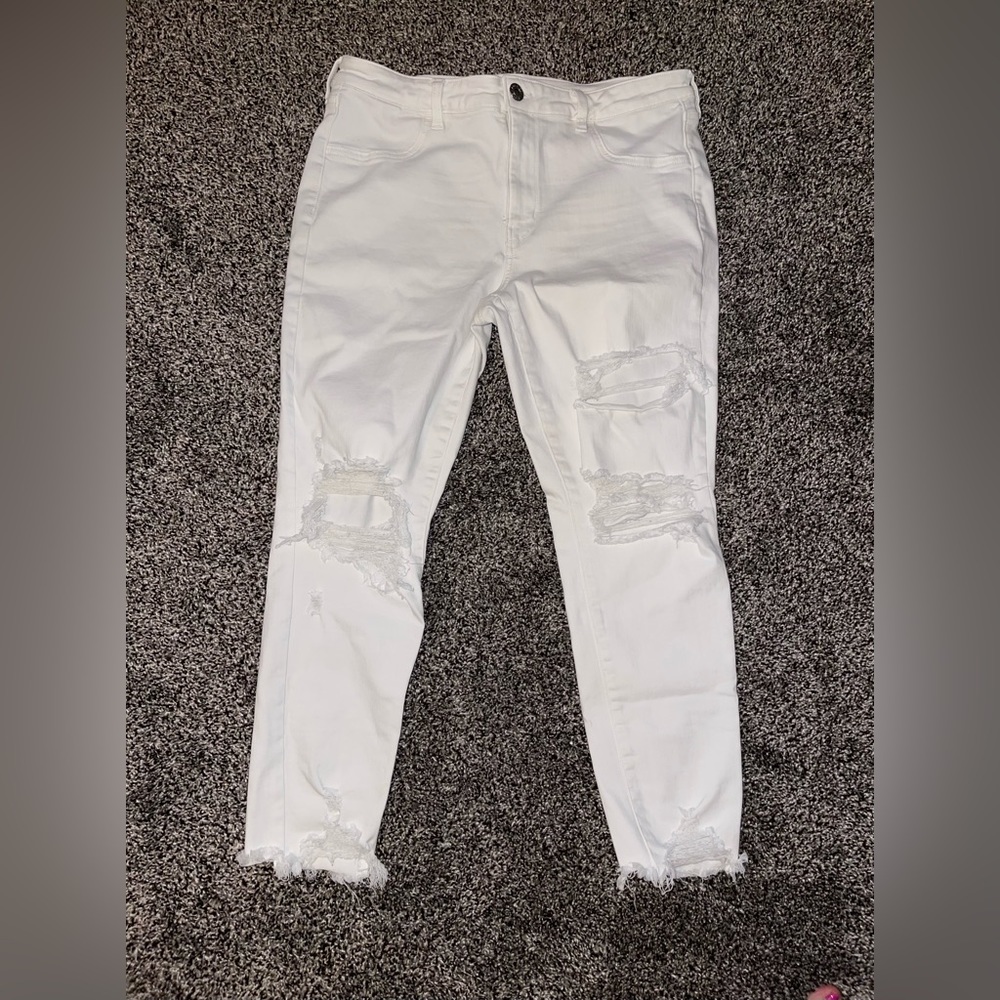 American Eagle size 16 Short skinny distressed jean
